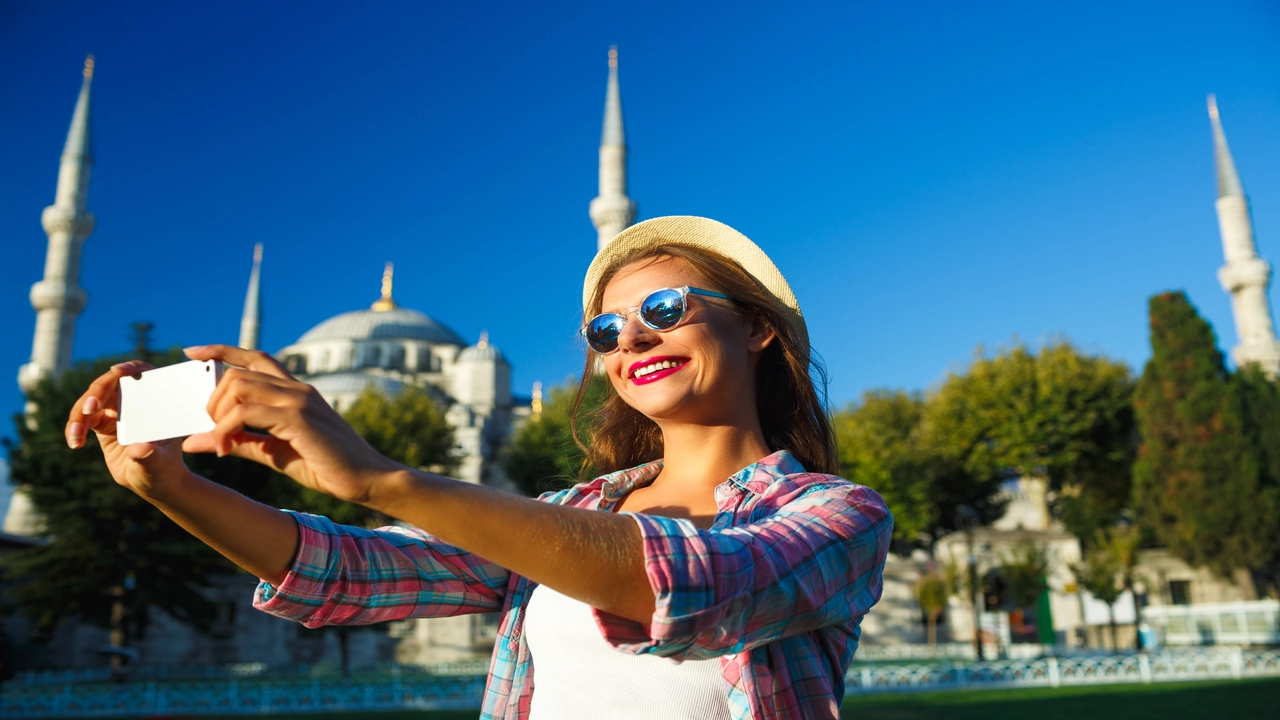 Tourism in Istanbul - A Comprehensive Guide to the Most Important Landmarks and Experiences