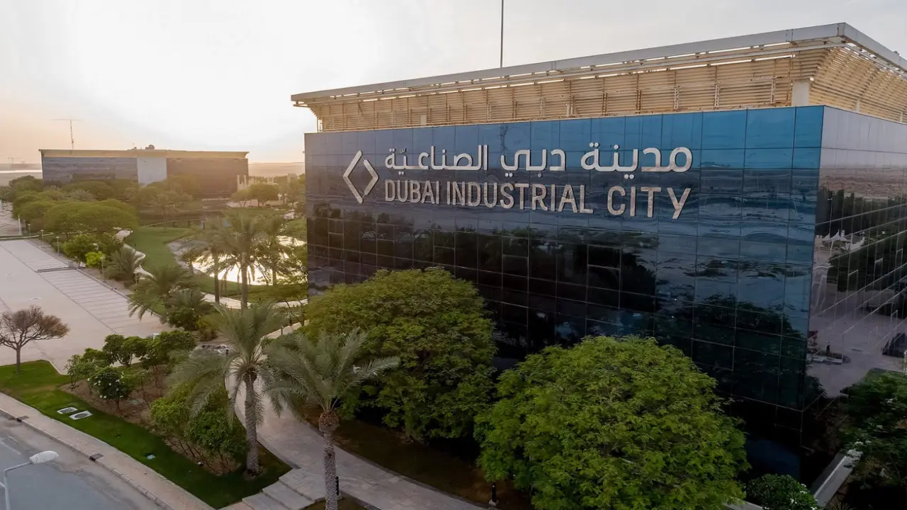 EN//Dubai Industrial City,,AR//مدينة دبي الصناعية,,TR//Dubai Endüstri Şehri,,RU//Индустриальный город Дубай,,FA//شهر صنعتی دبی,,ZH//迪拜工业城