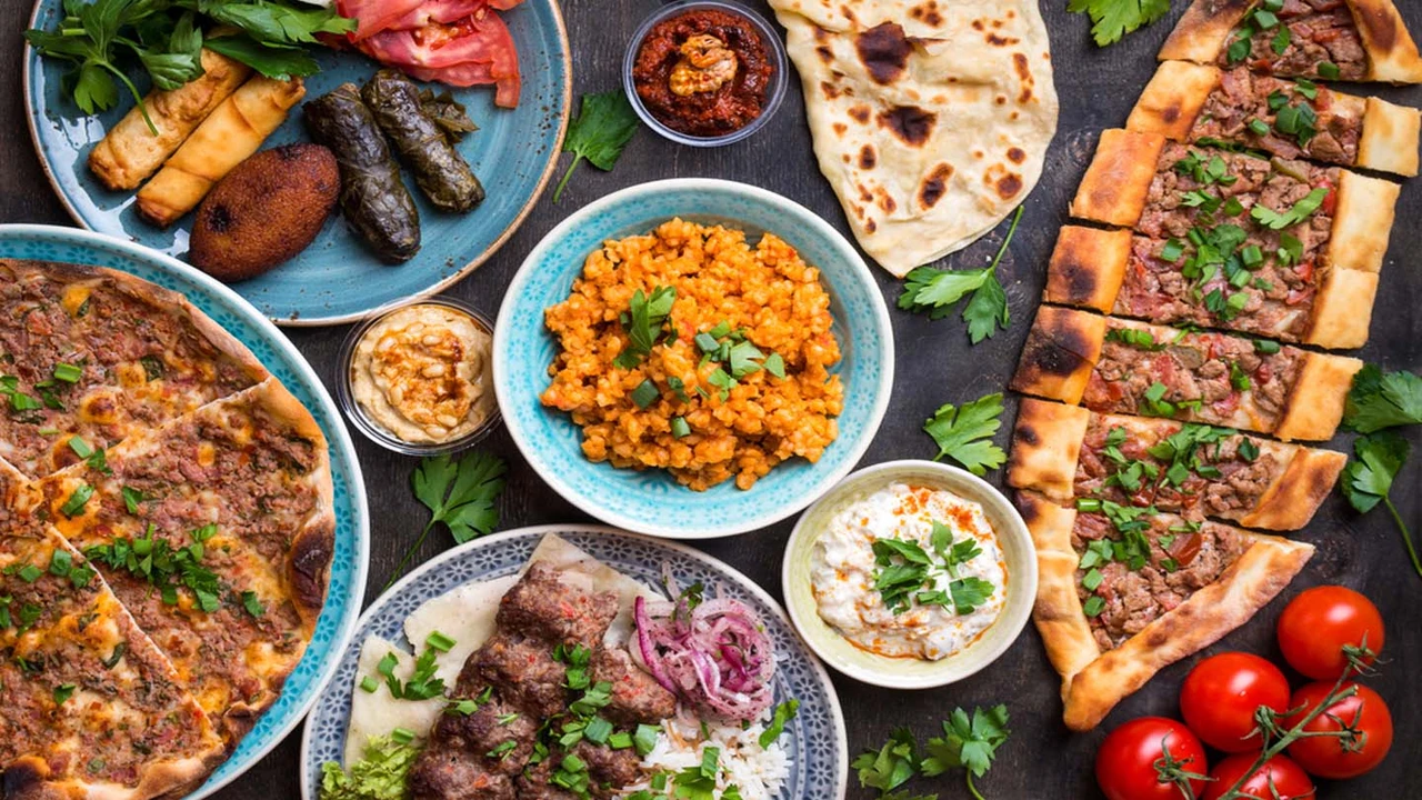 محبوب ترین غذاهای ترکی که باید در سفر به ترکیه امتحان کنید