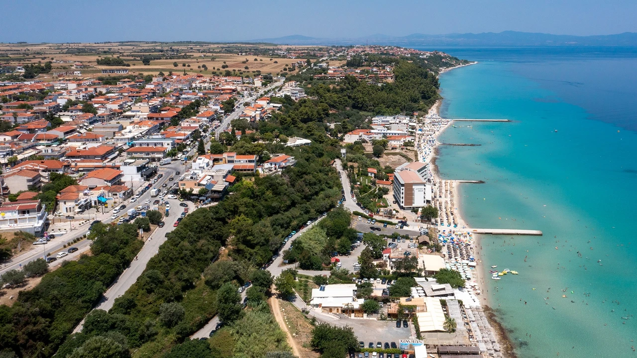 EN//Kallithea,,AR//كاليثيا,,TR//Kallithea,,RU//Калитея,,FA//کالیته‌آ,,ZH//卡利塞亚